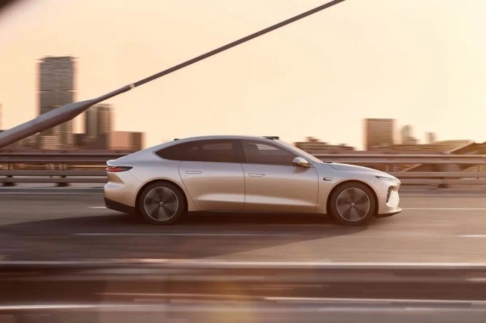 Nio Et7 4 portes et 5 places voiture de luxe nouvelle énergie 2